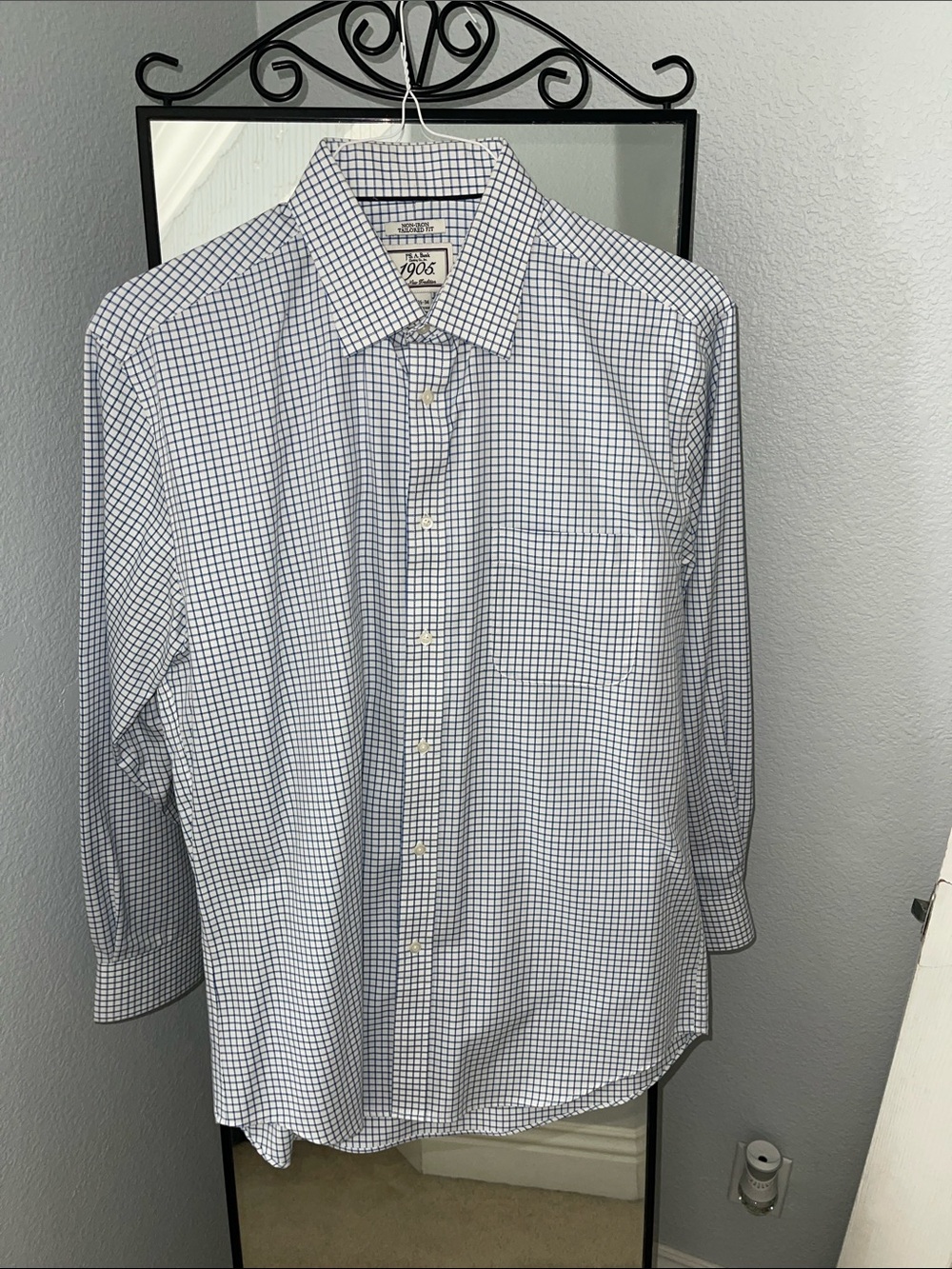 Jos.A.Bank 1905 White and Blue Checkered Dress Shirt